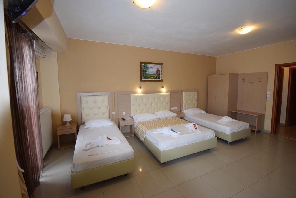 Rainbow Resort Paralía Extérieur photo