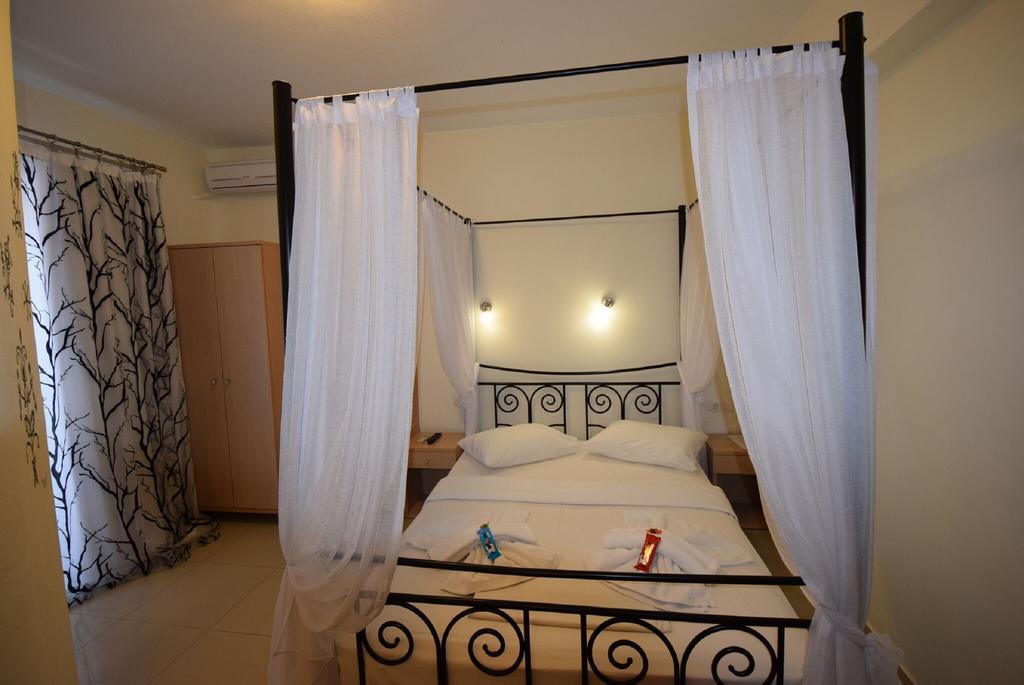 Rainbow Resort Paralía Extérieur photo