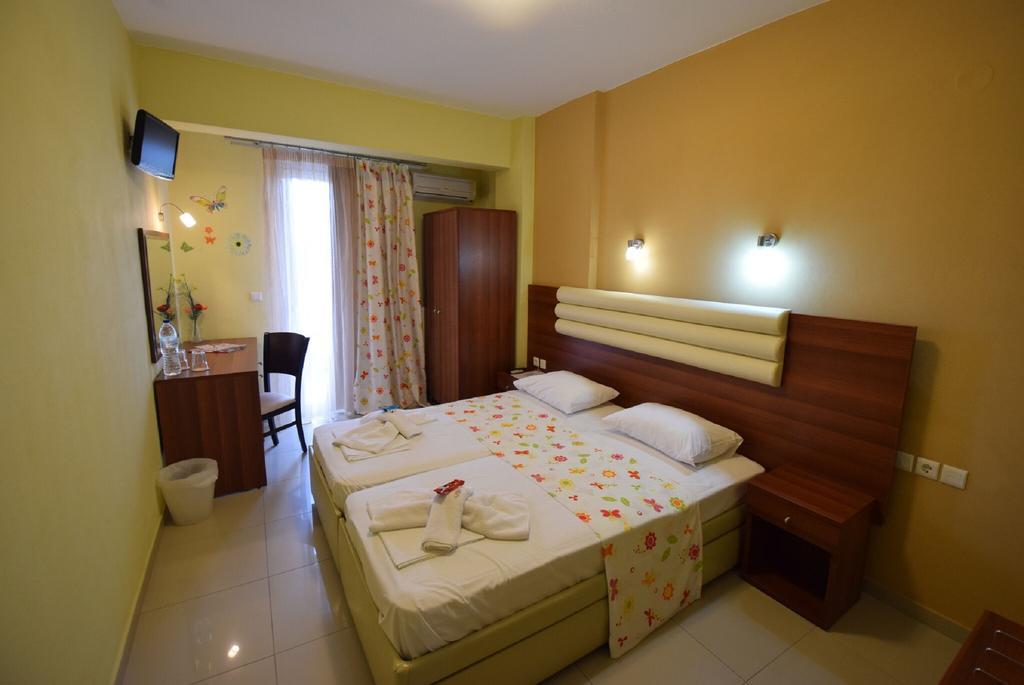 Rainbow Resort Paralía Extérieur photo